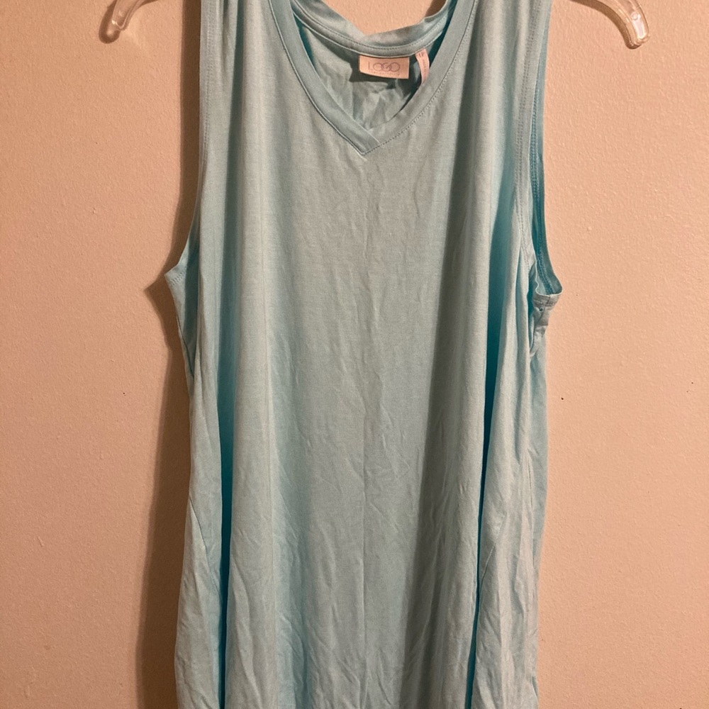 Logo tank great condition